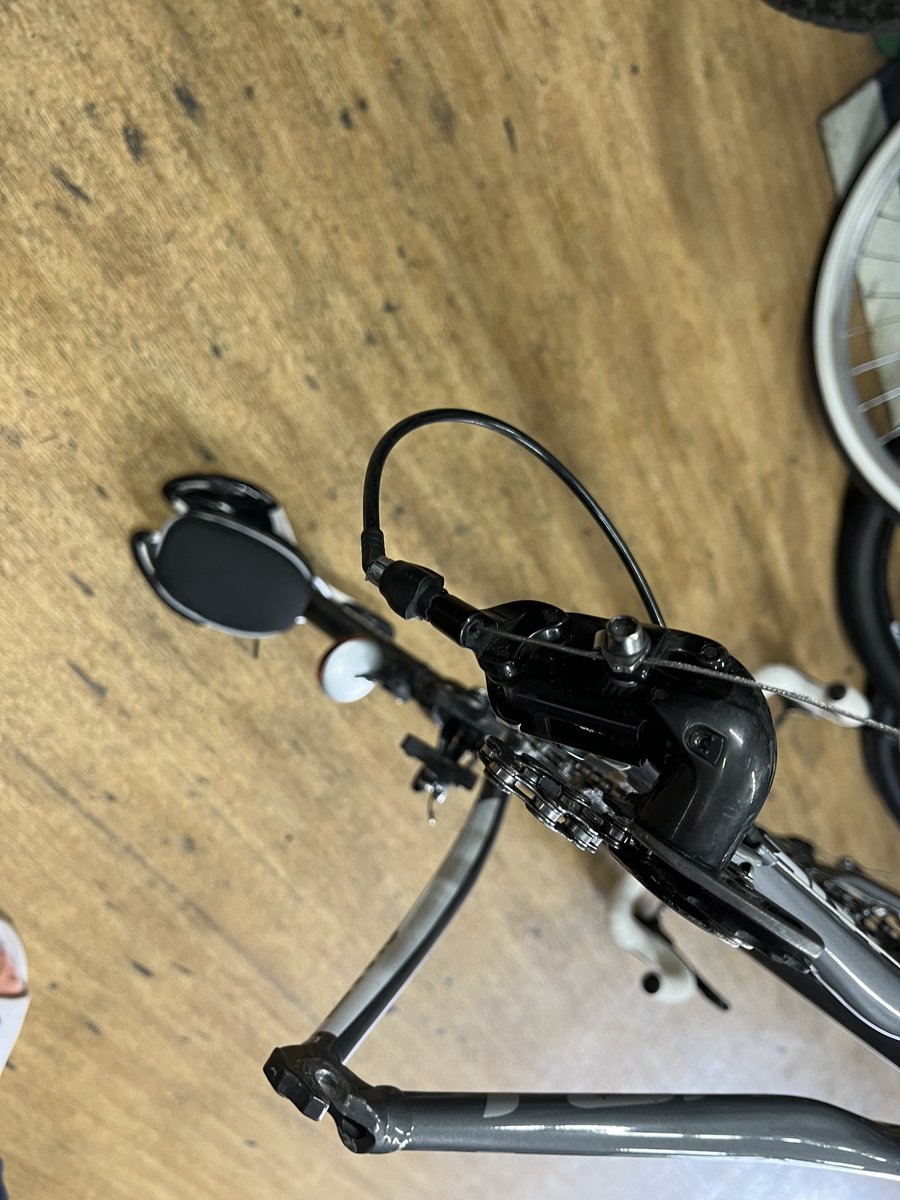 ぶら下がったリアディレイラー