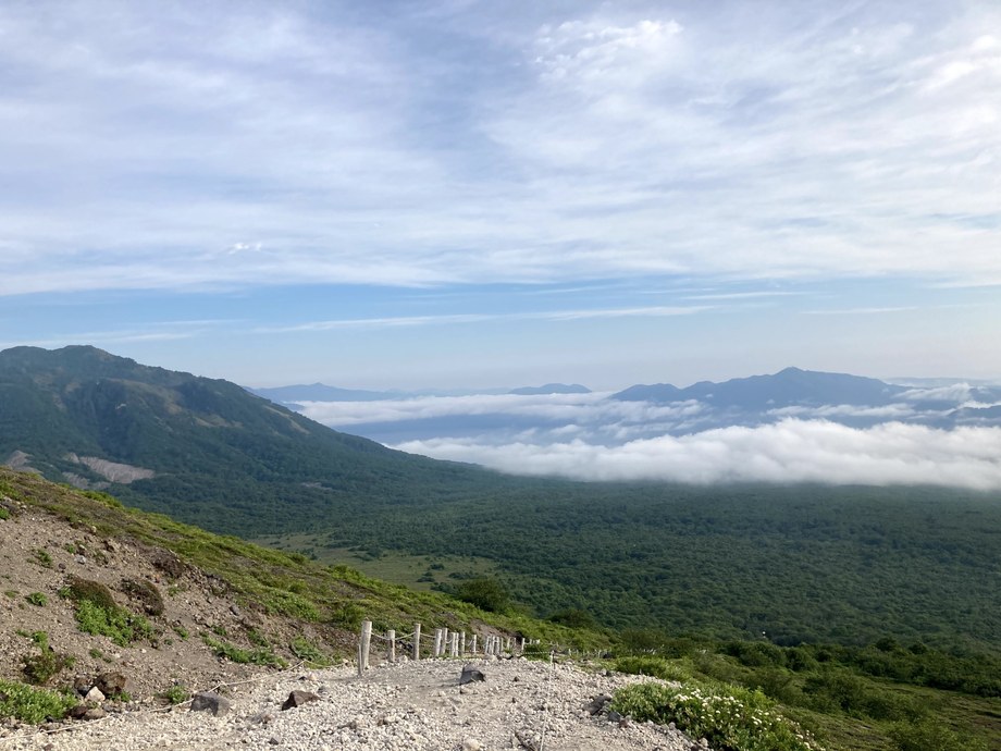 樽前山から見下ろす雲海